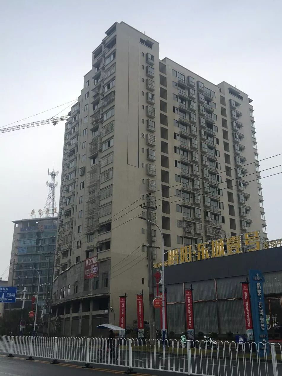调查丨“灯下黑”：一个国家级贫困县房价暴涨背后的乱象